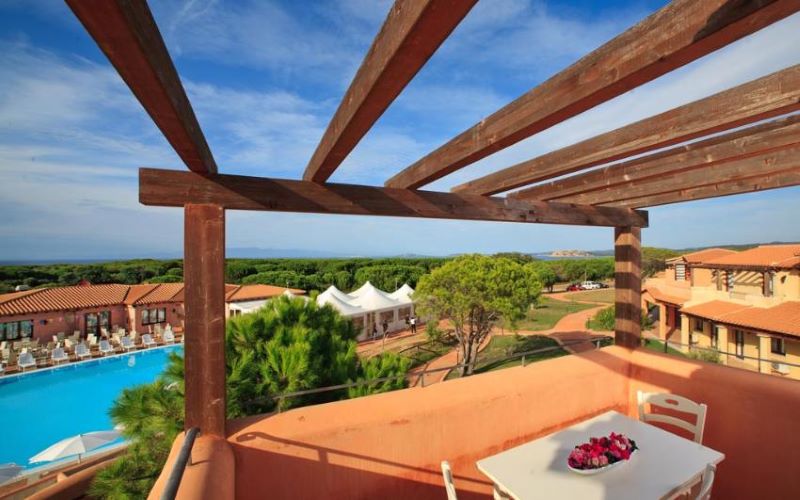 residence baia dei mirti appartamenti con balcone.jpg